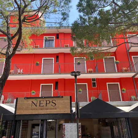 Neps Hotel 3*
