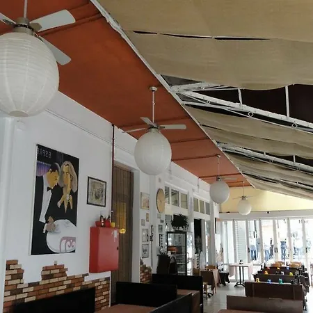 Neps Hotel 3*